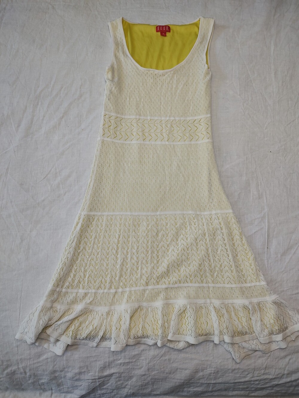 Elle Yellow and White Sleeveless Lace-Accent Dress XS